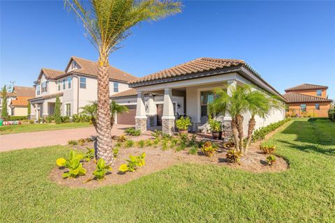 A home in DEBARY