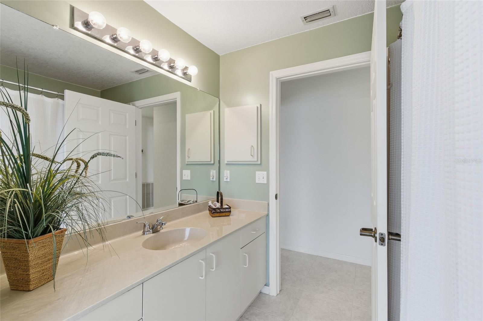 ADMIRALS POINT - Residential