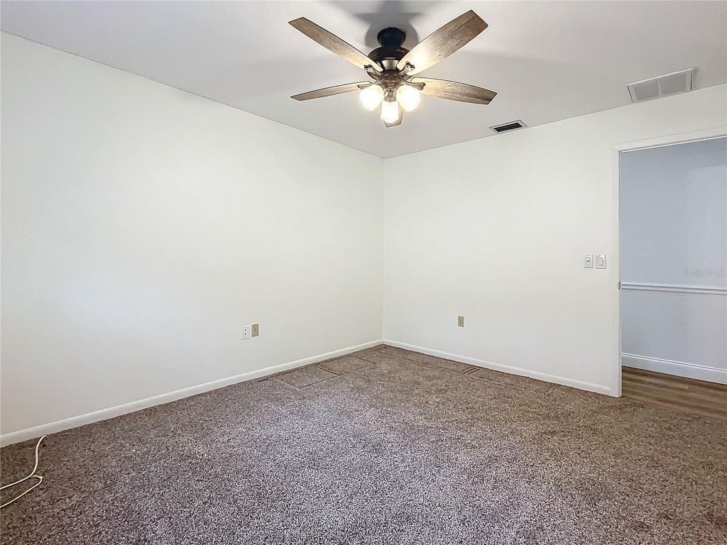 listing image 74