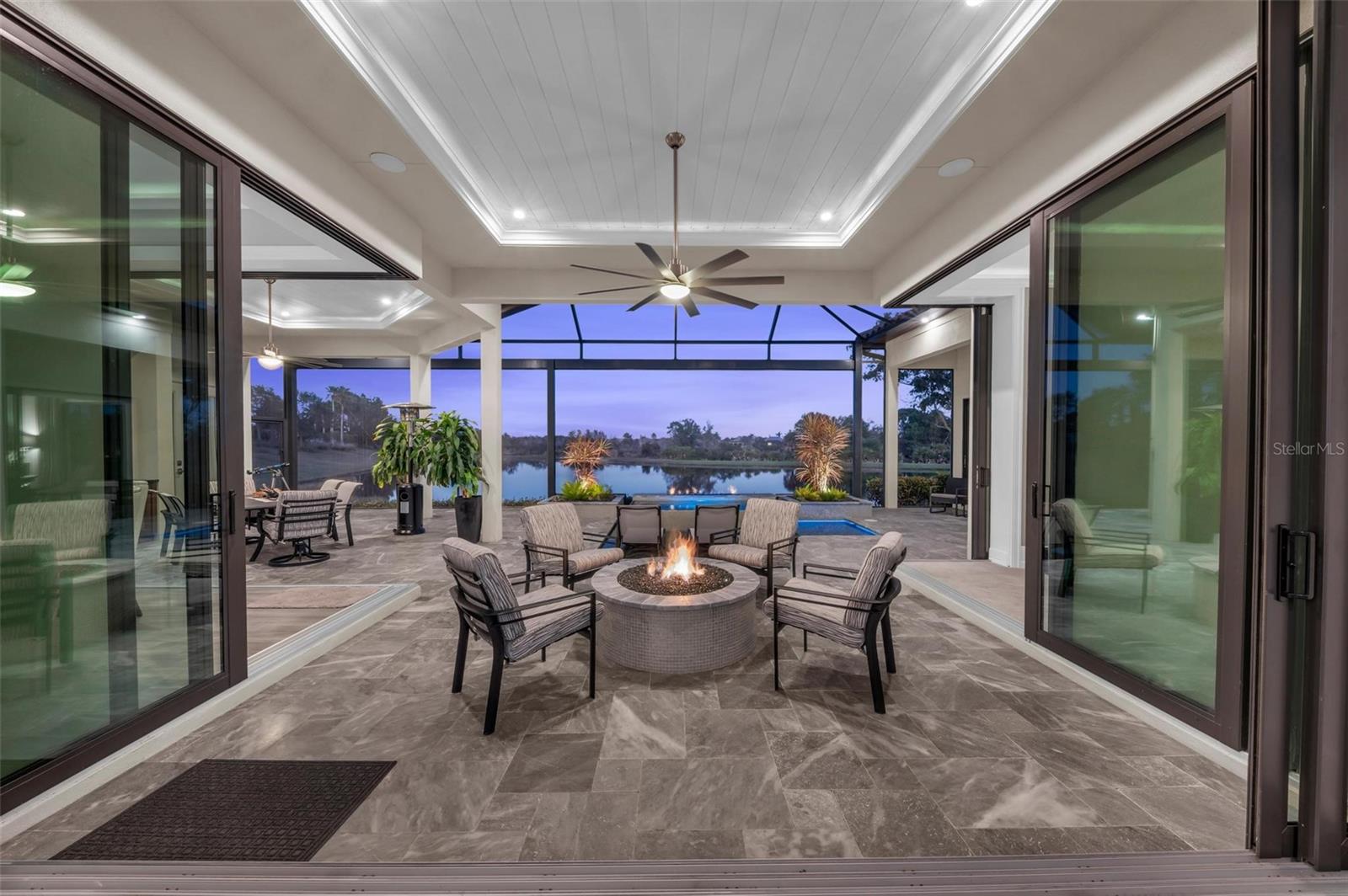 LAKE CLUB PH II - Residential