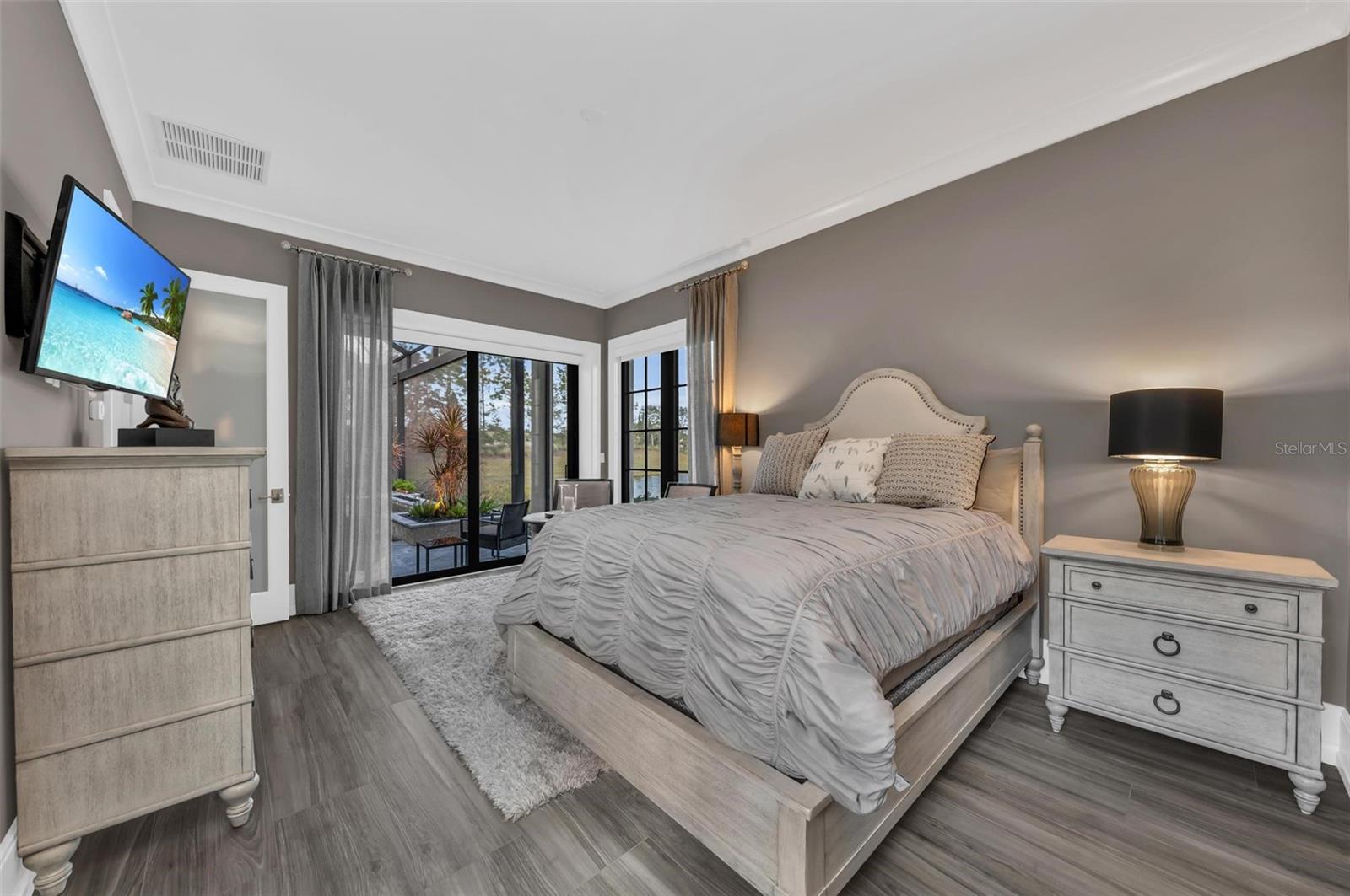 LAKE CLUB PH II - Residential