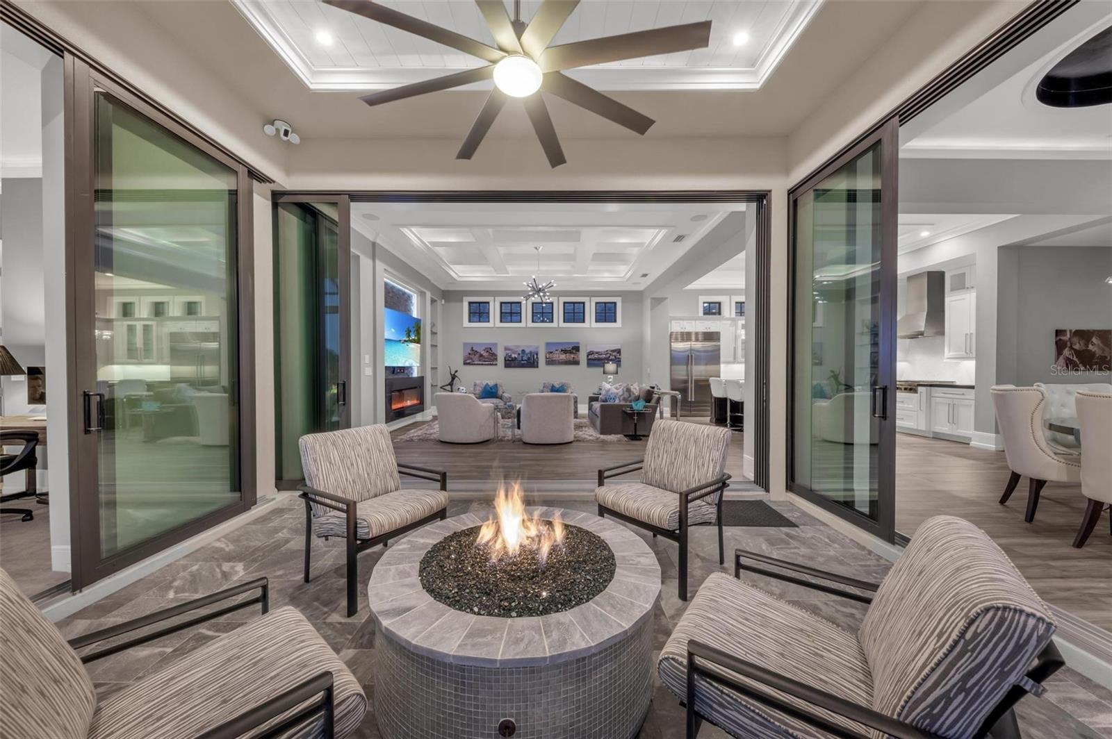 LAKE CLUB PH II - Residential