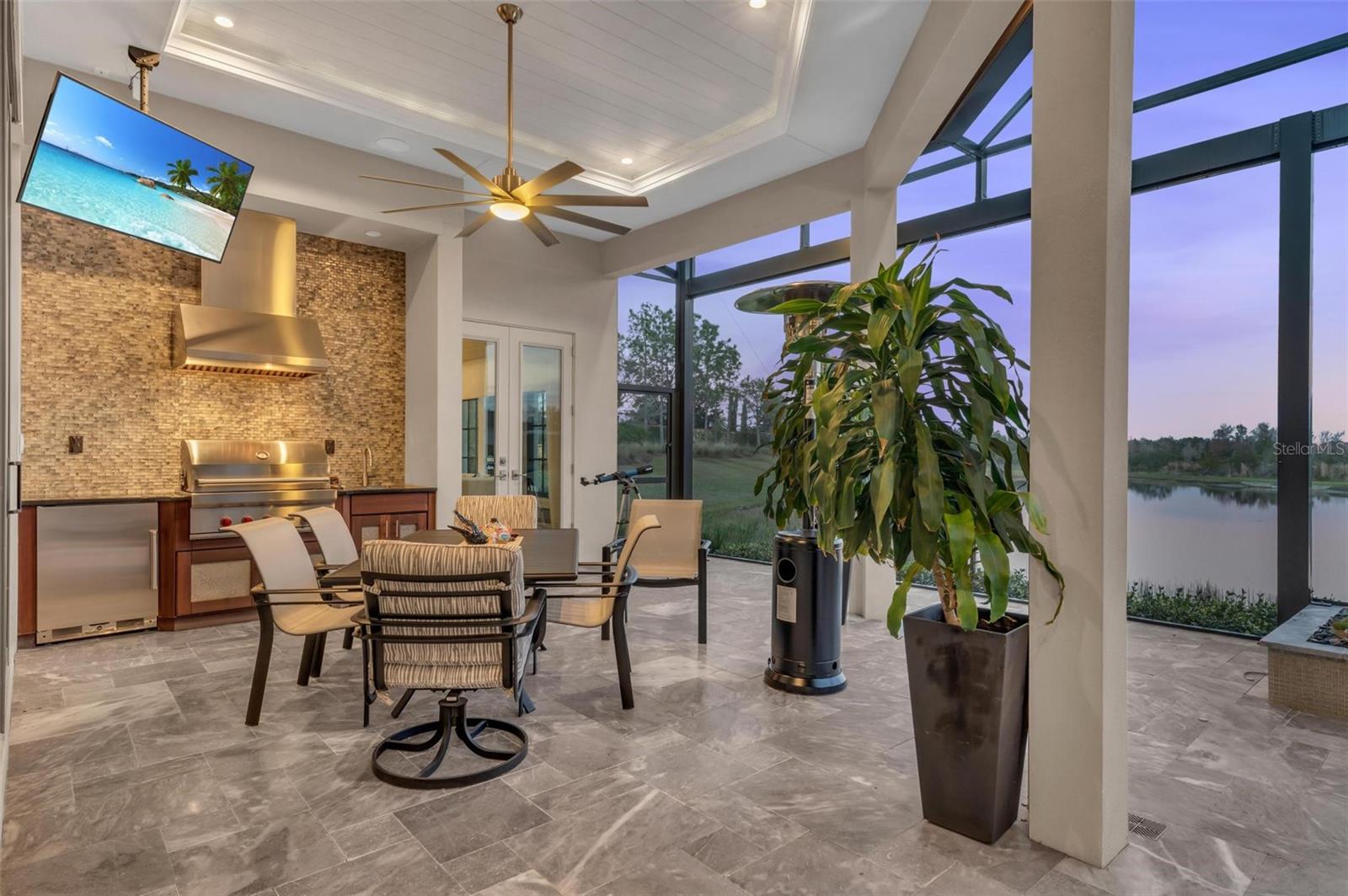 LAKE CLUB PH II - Residential