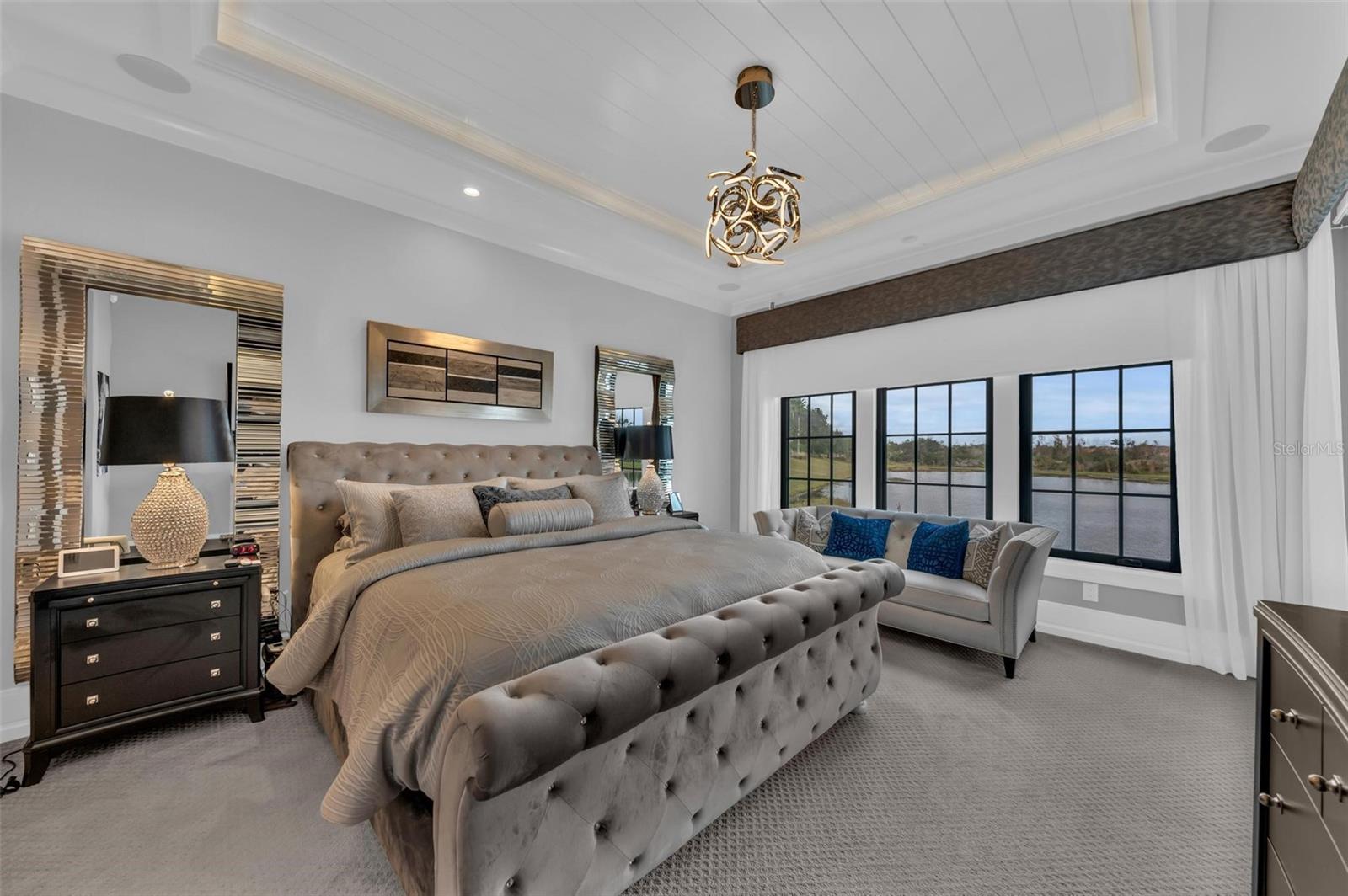 LAKE CLUB PH II - Residential