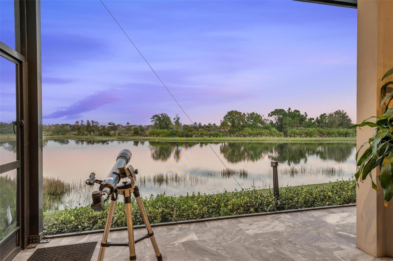 LAKE CLUB PH II - Residential