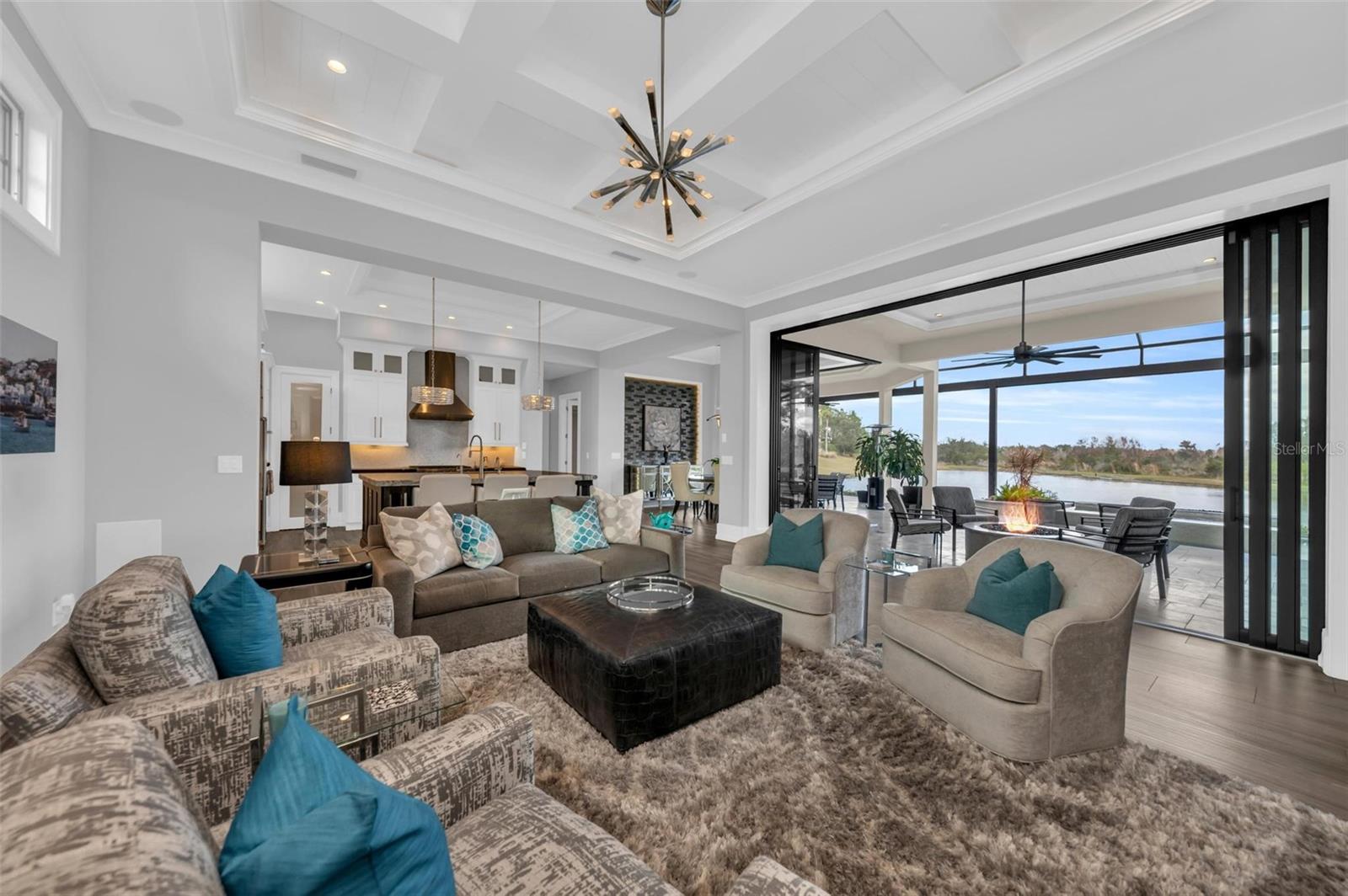 LAKE CLUB PH II - Residential