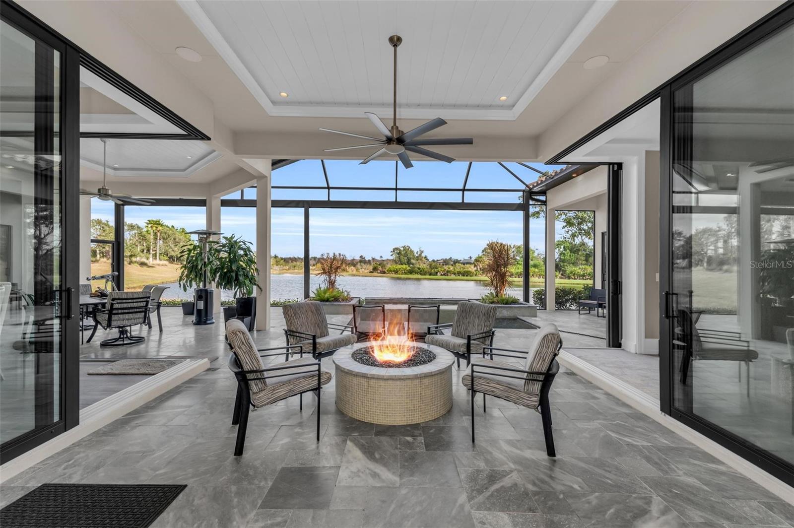 LAKE CLUB PH II - Residential