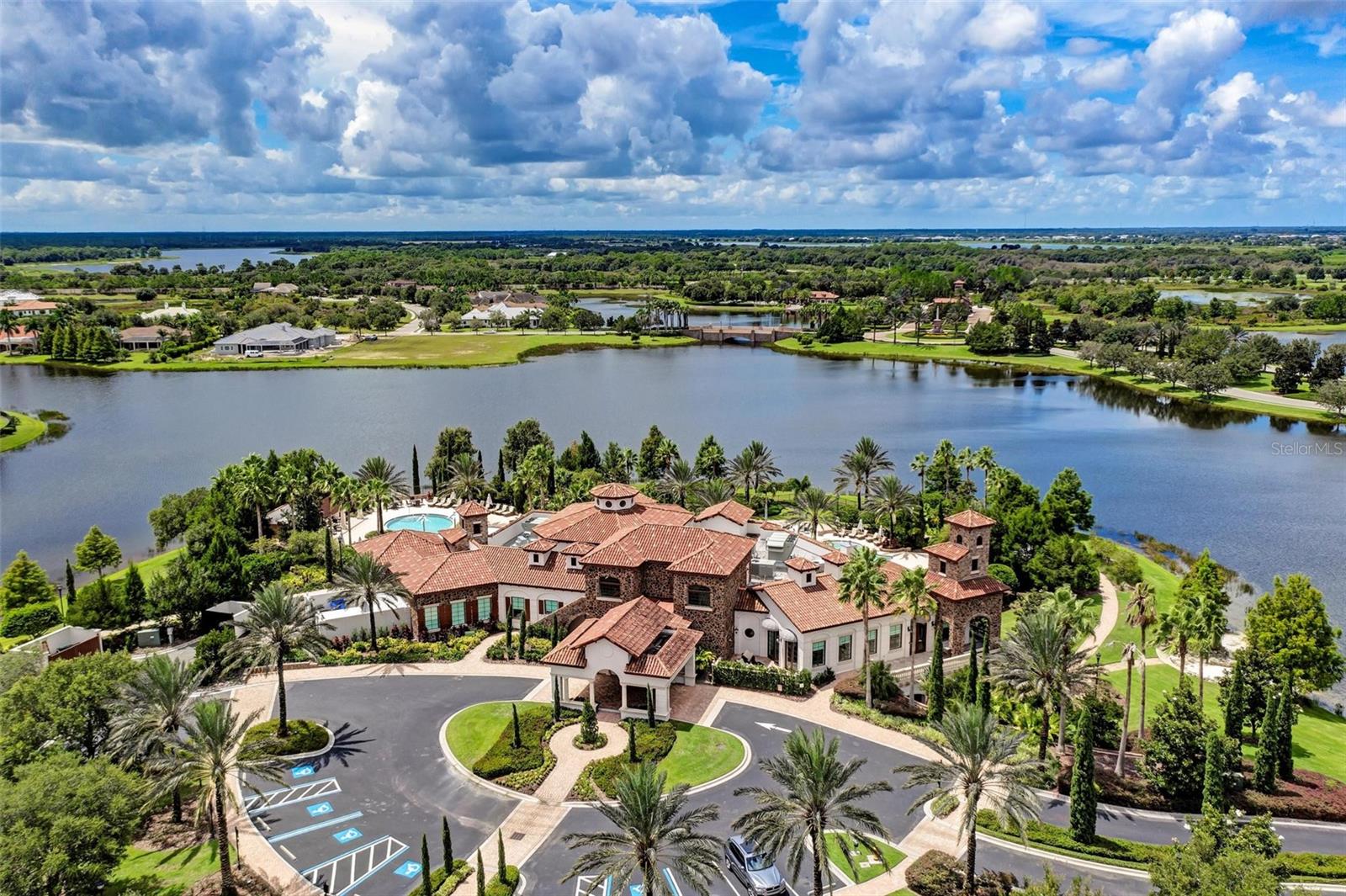 LAKE CLUB PH II - Residential