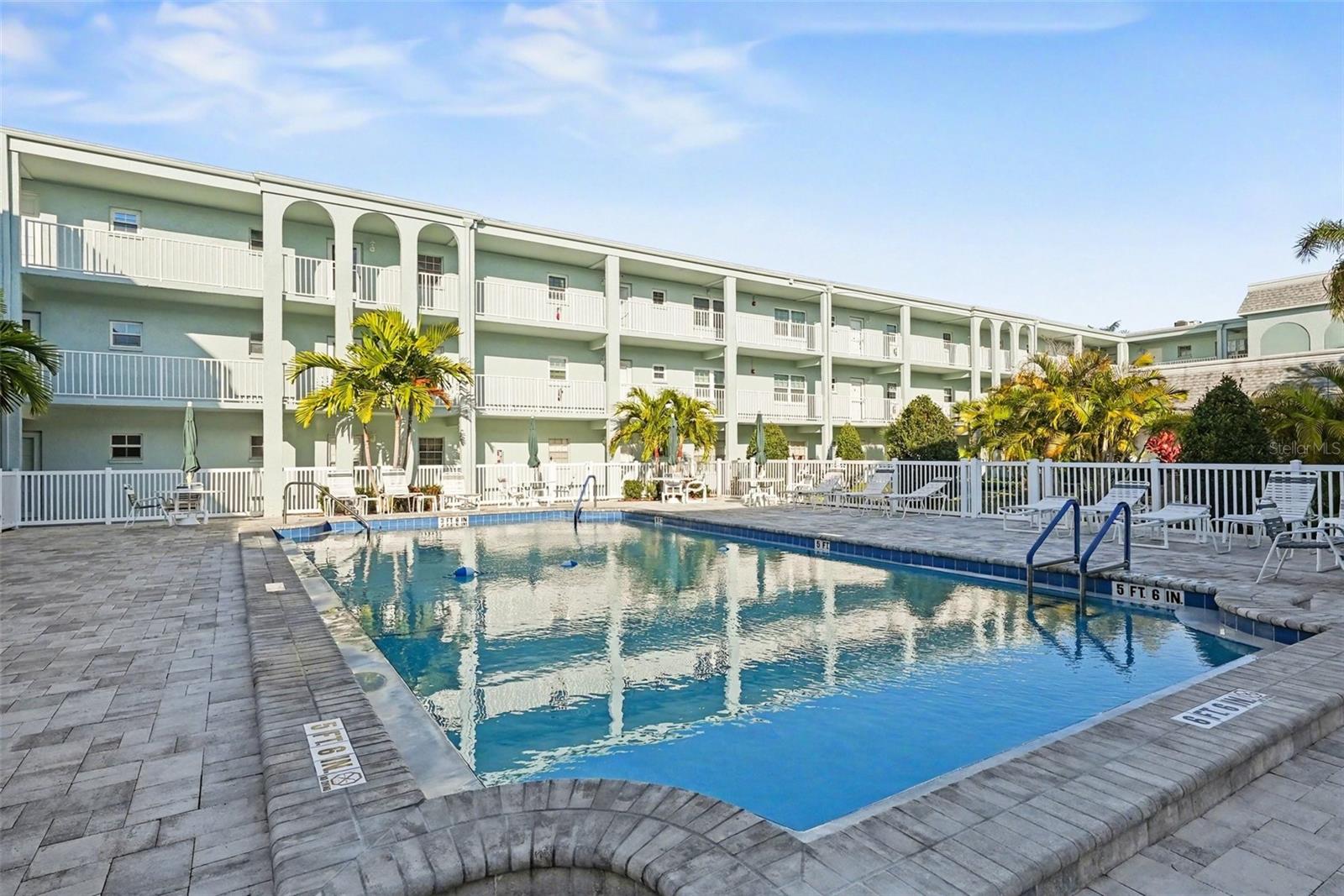 BELLEAIR FOREST - Residential