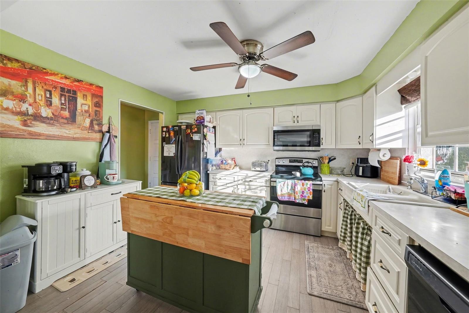 BELLEAIR FOREST - Residential