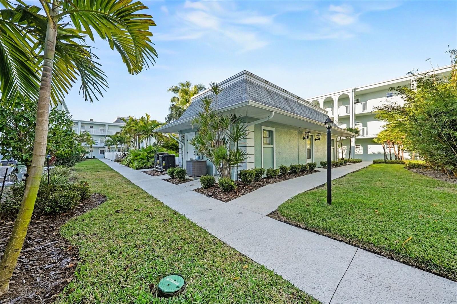 BELLEAIR FOREST - Residential