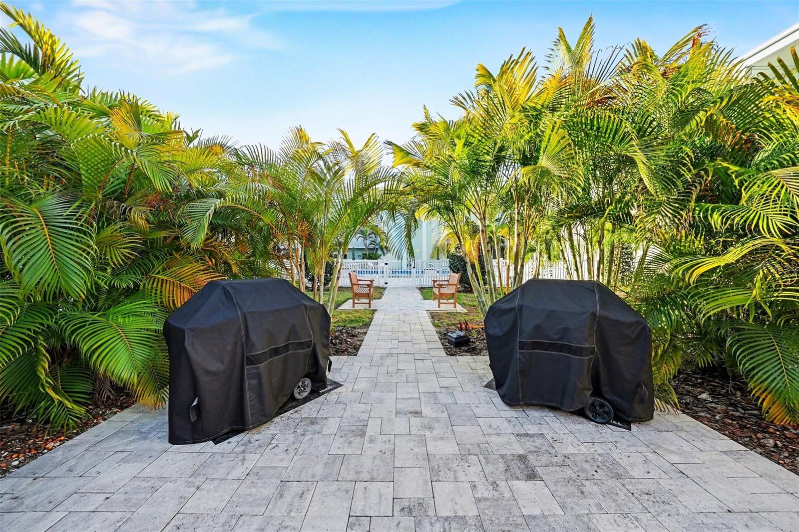 BELLEAIR FOREST - Residential