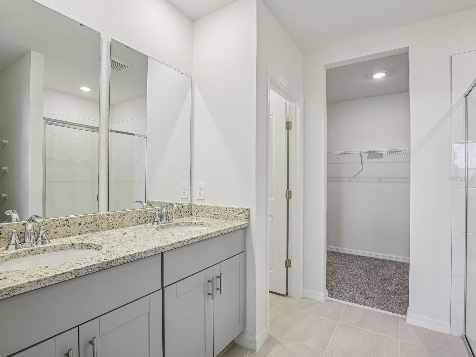 THE RESERVE AT HAMMOCK OAKS - Residential