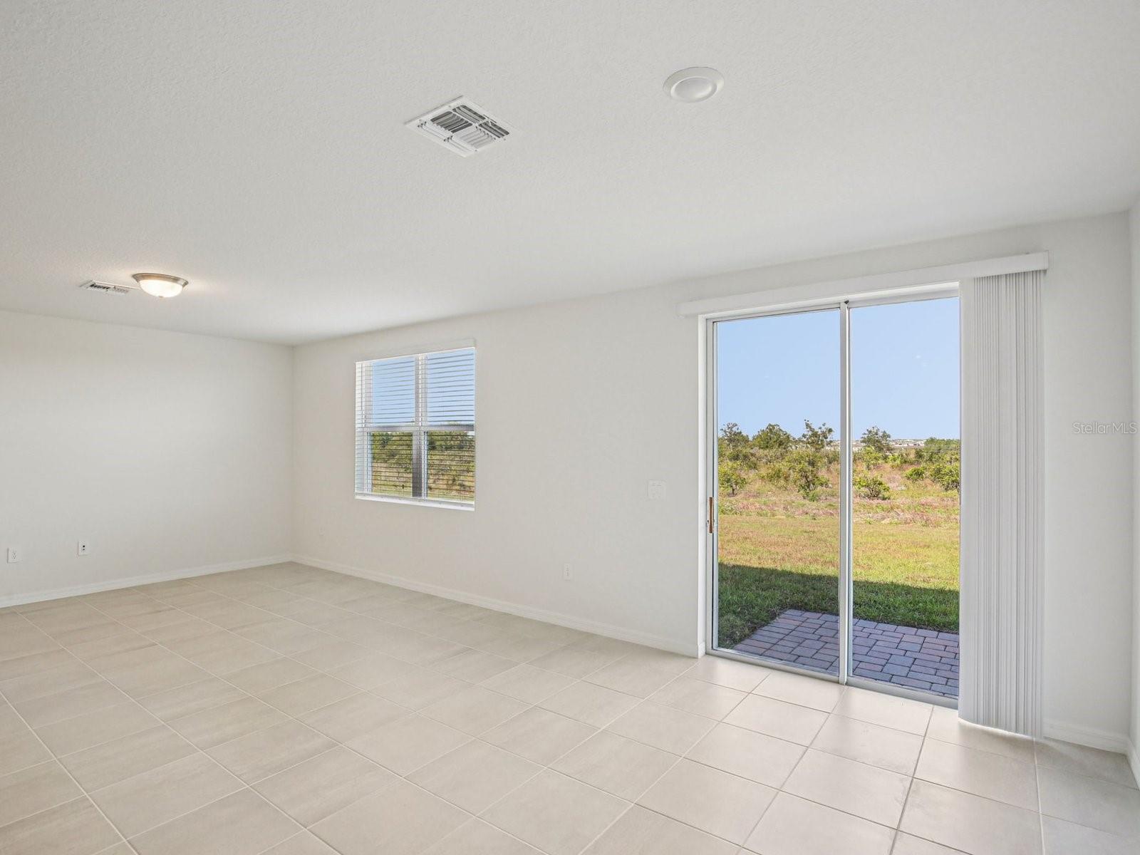 THE RESERVE AT HAMMOCK OAKS - Residential