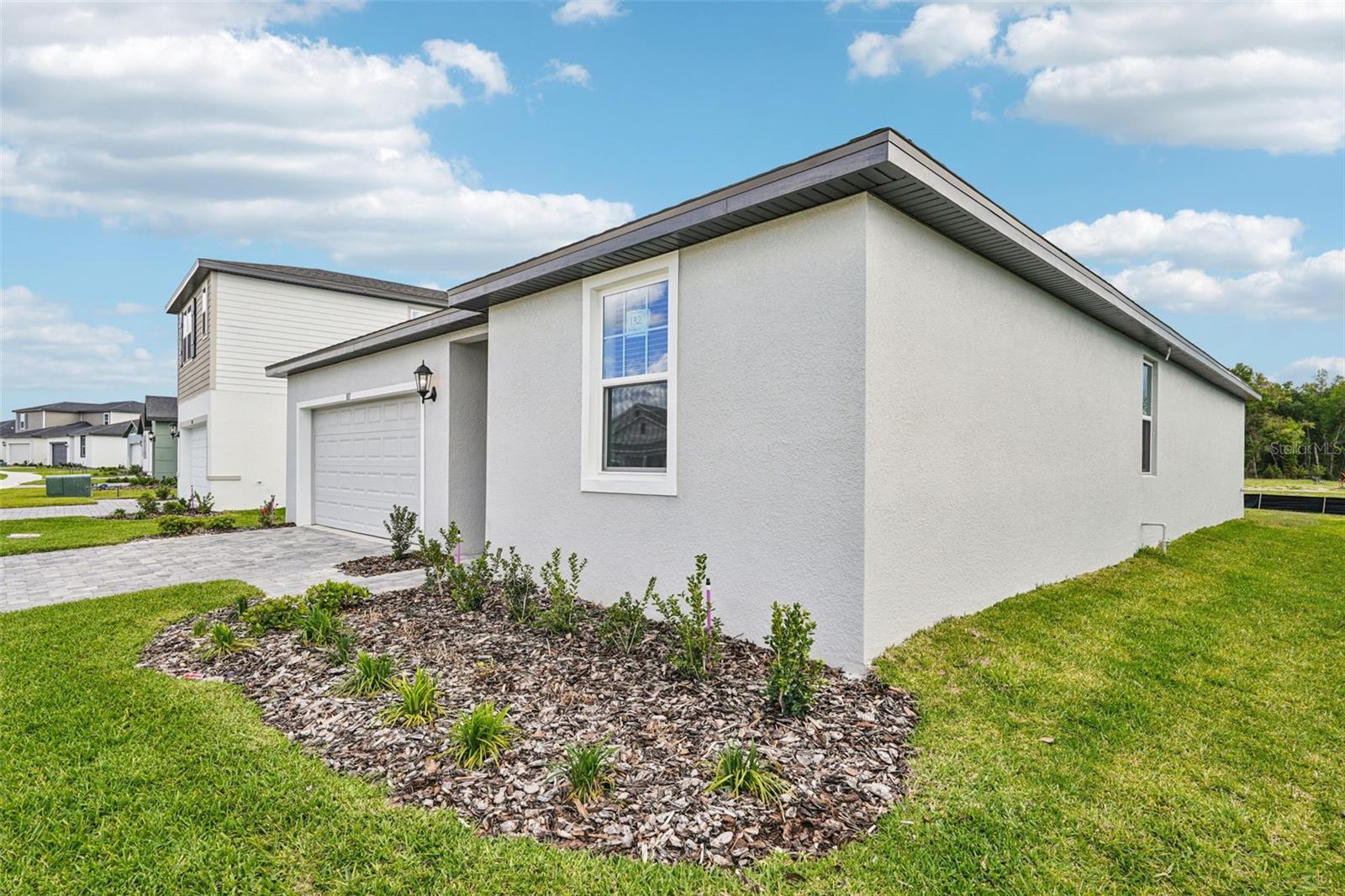 811 SUNSHOWER DRIVE