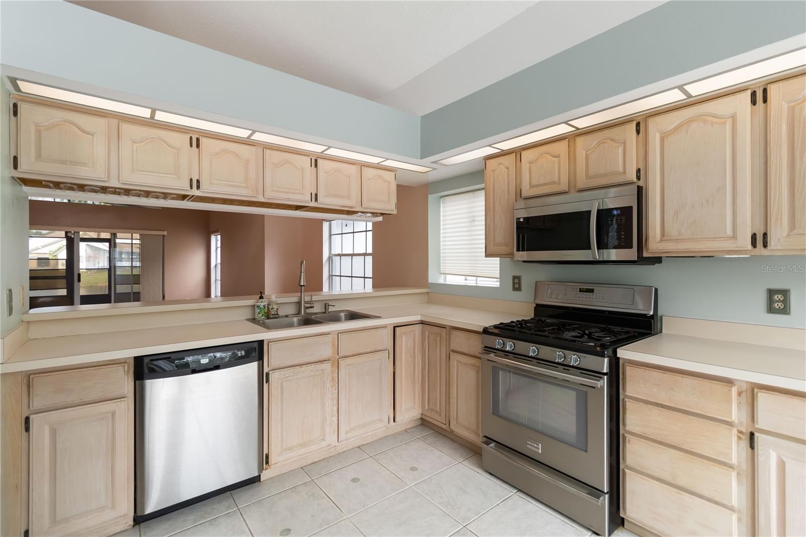 PARKVIEW POINTE SEC 02 - Residential