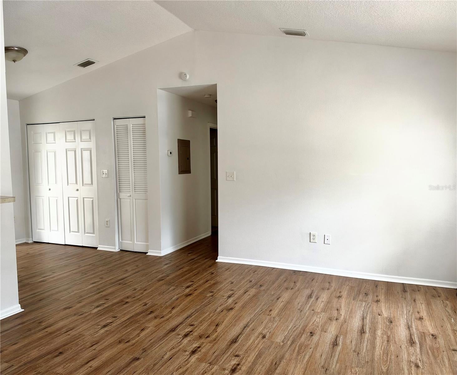 1900 N LIME AVENUE, SARASOTA, FL, 34234 3 1900 N LIME AVENUE