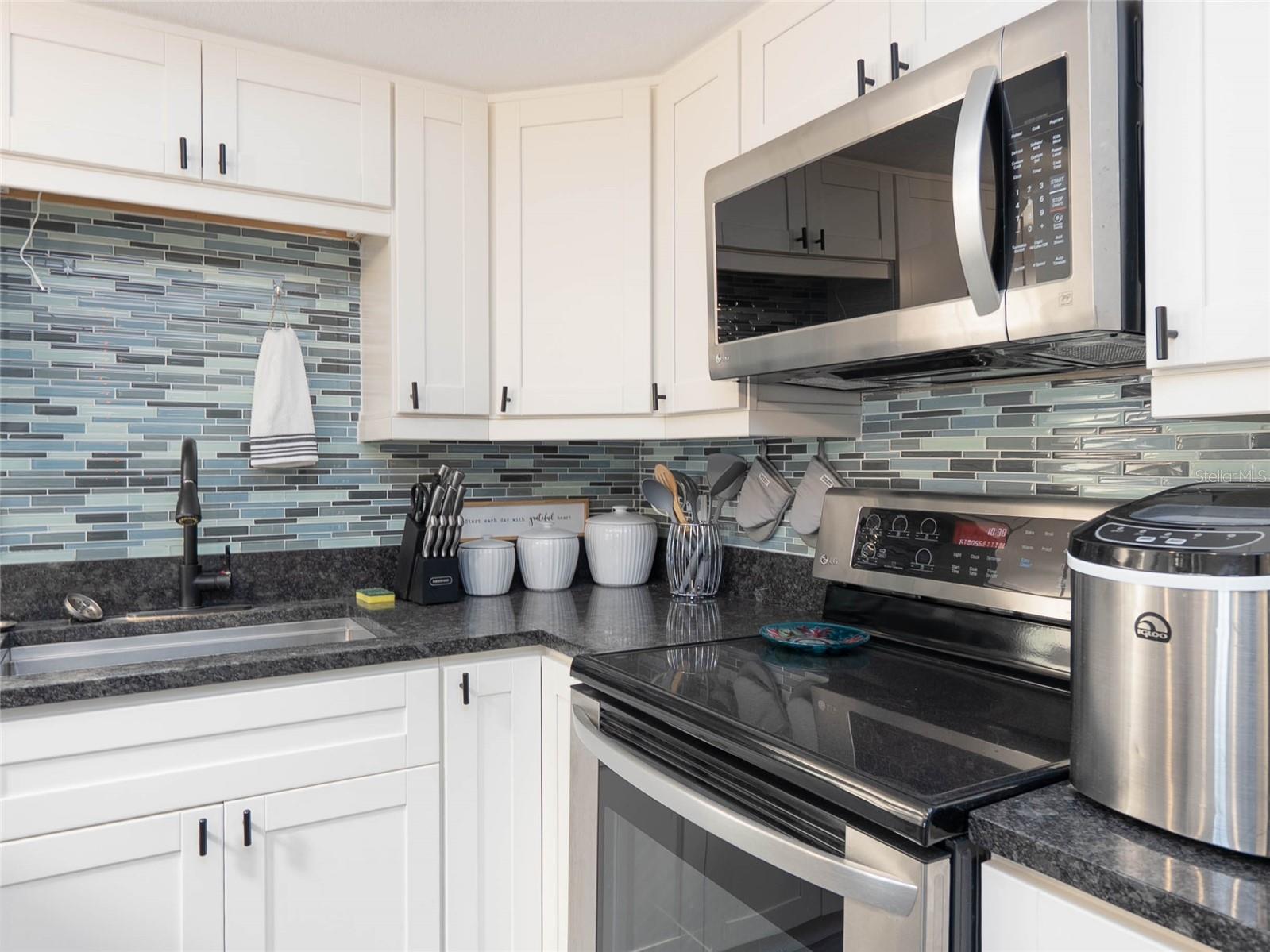 HARBOUR VILLAGE PH 02 - Residential