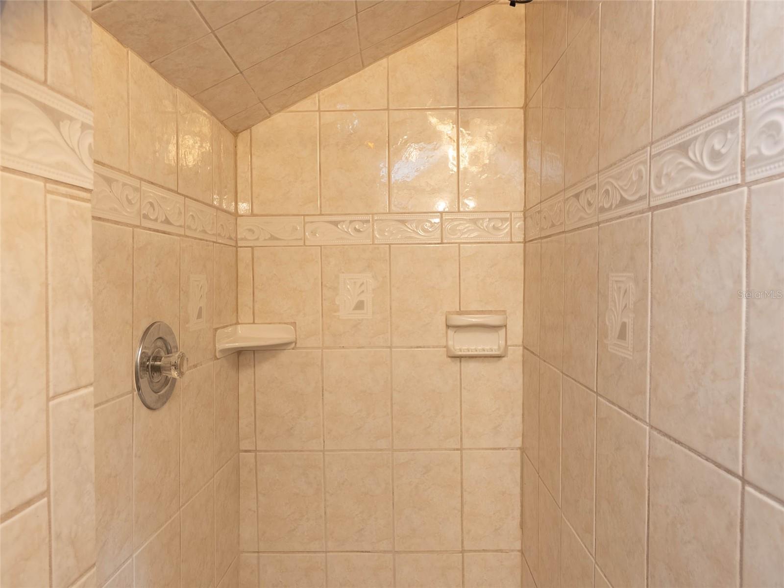 HARBOUR VILLAGE PH 02 - Residential