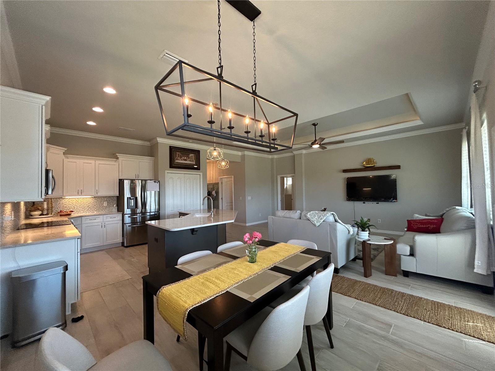 OAKMONT PH 3 PB 35 PG 60 - Residential Lease