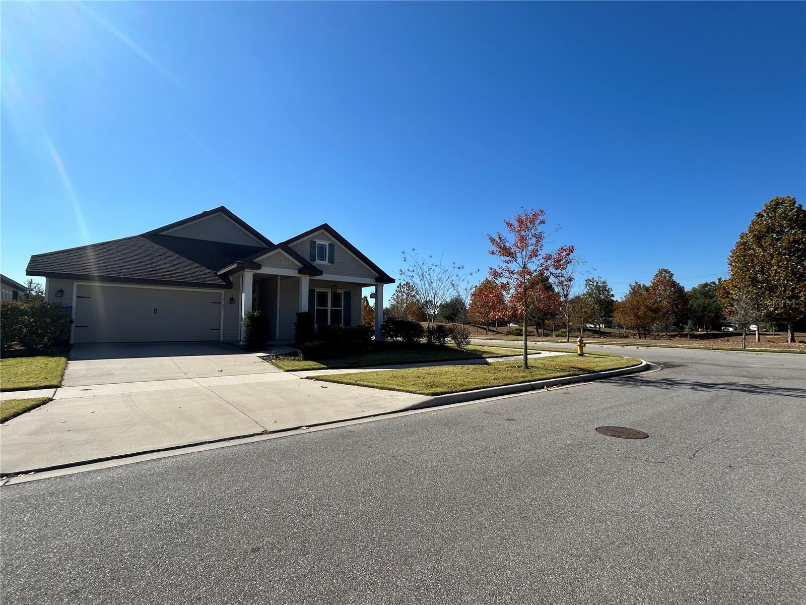 OAKMONT PH 3 PB 35 PG 60 - Residential Lease