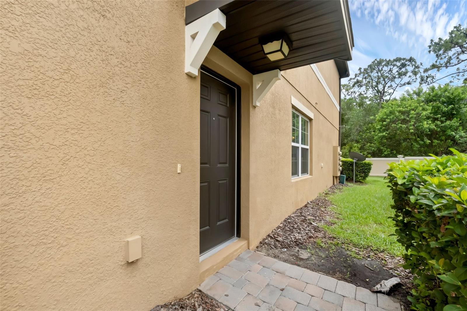 2502 SEVEN OAKS DRIVE
