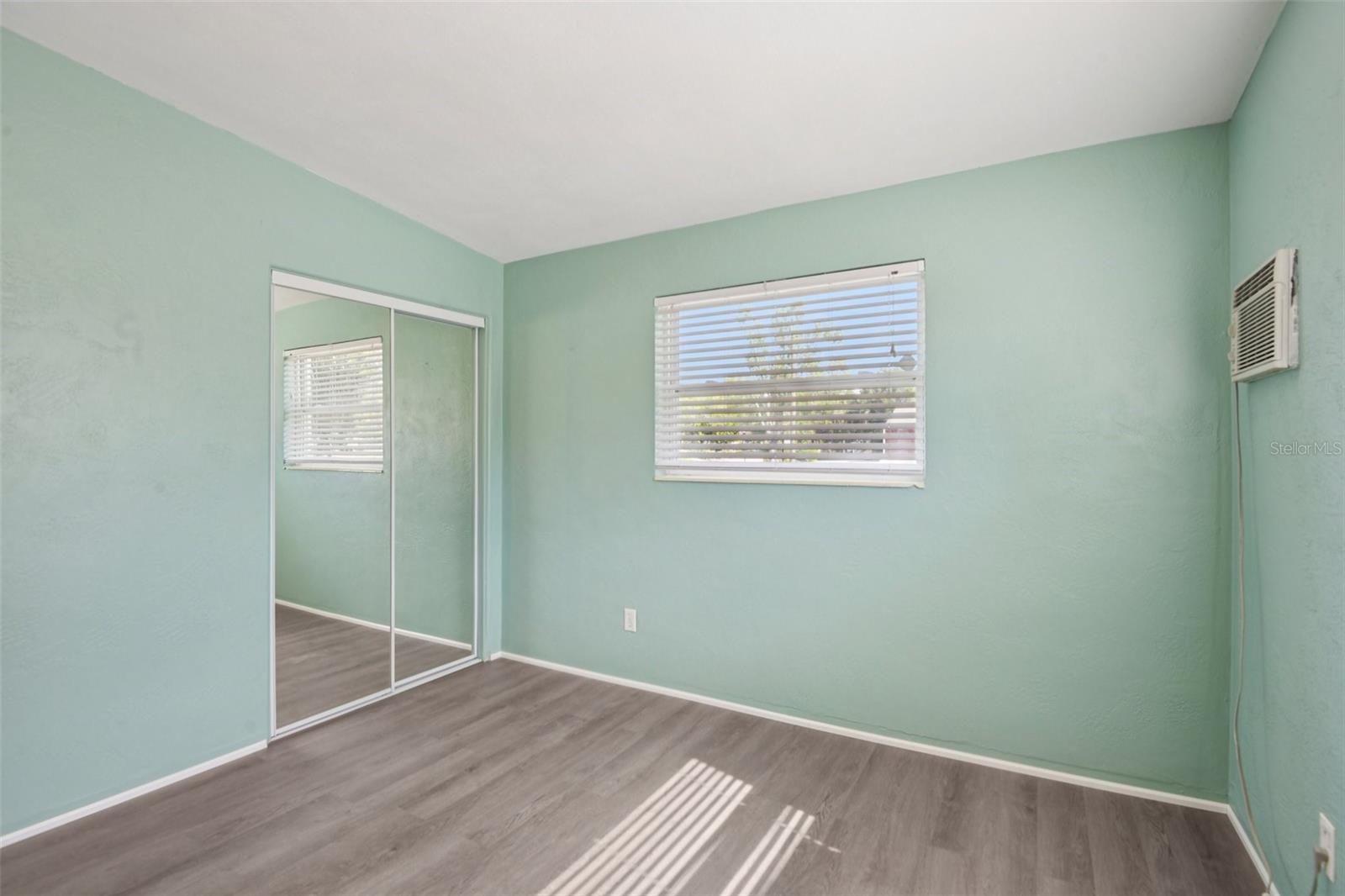 NORTH ST PETERSBURG - Residential