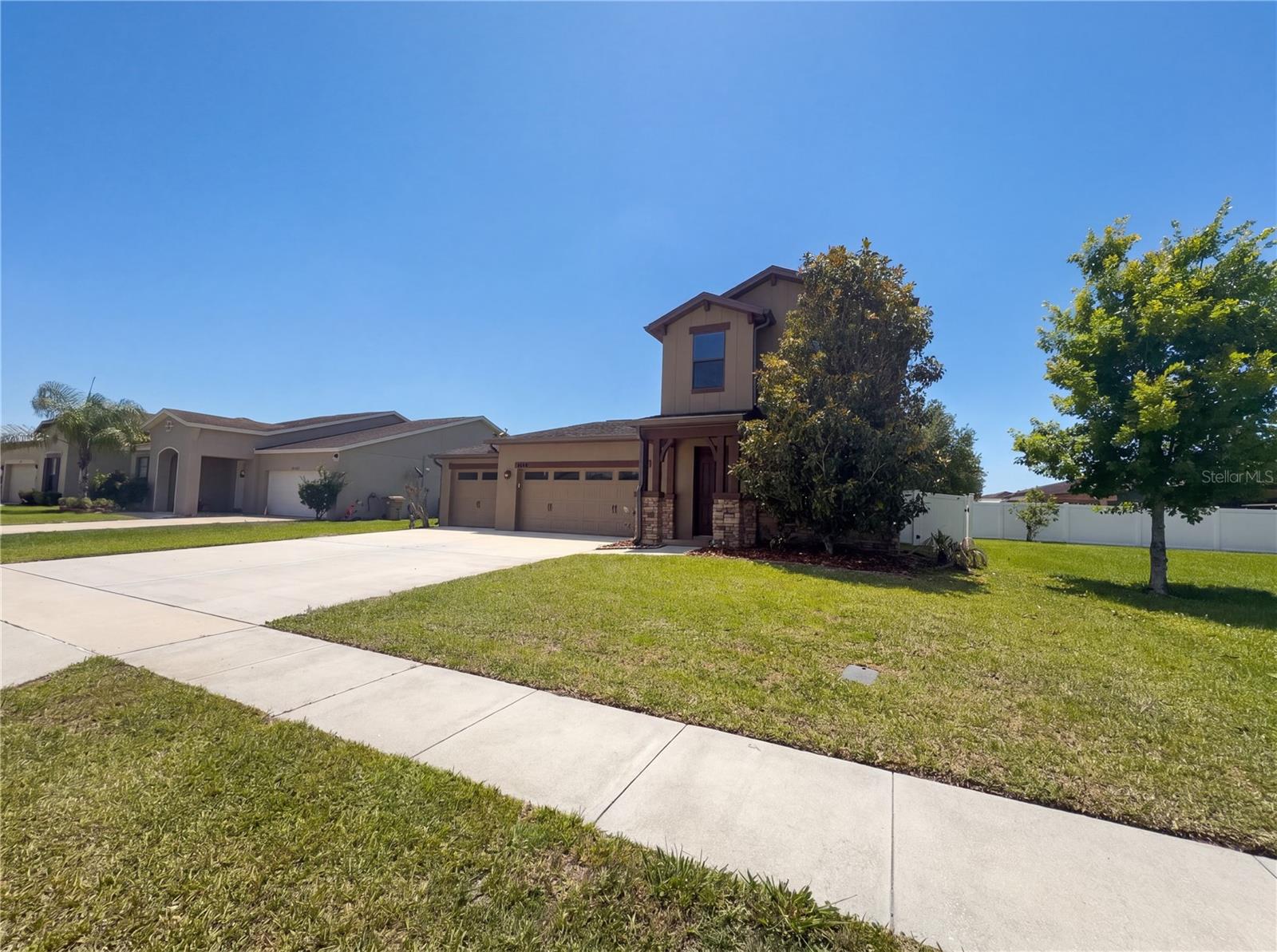 DORAL POINTE UNIT 2 - Residential