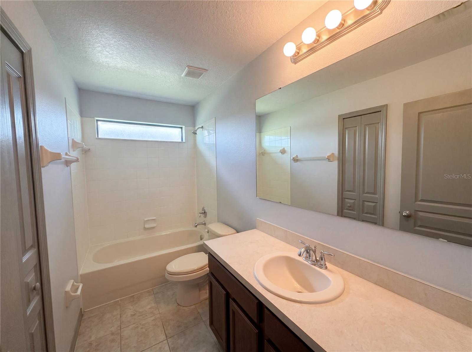 DORAL POINTE UNIT 2 - Residential