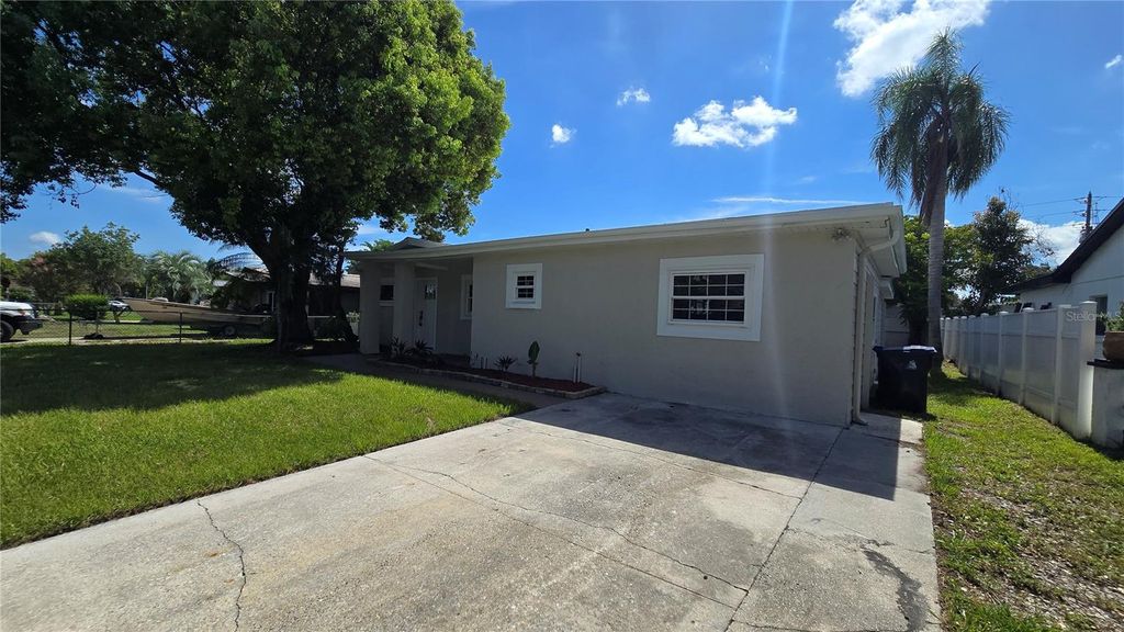 Photo of 2709 Arc Drive, Orlando, FL 32826 (MLS # O6427463)