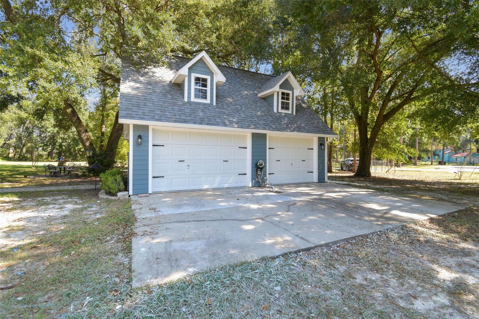 KNOLLWOOD ACRES - Residential