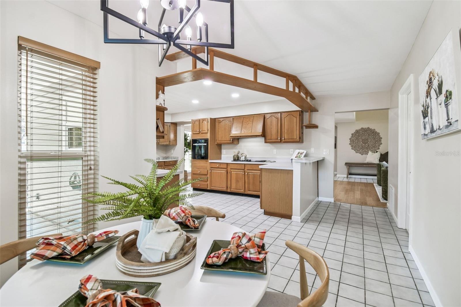 KNOLLWOOD ACRES - Residential