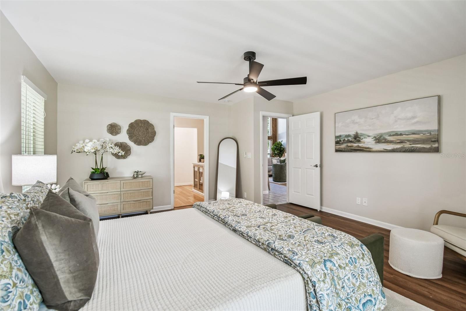 KNOLLWOOD ACRES - Residential