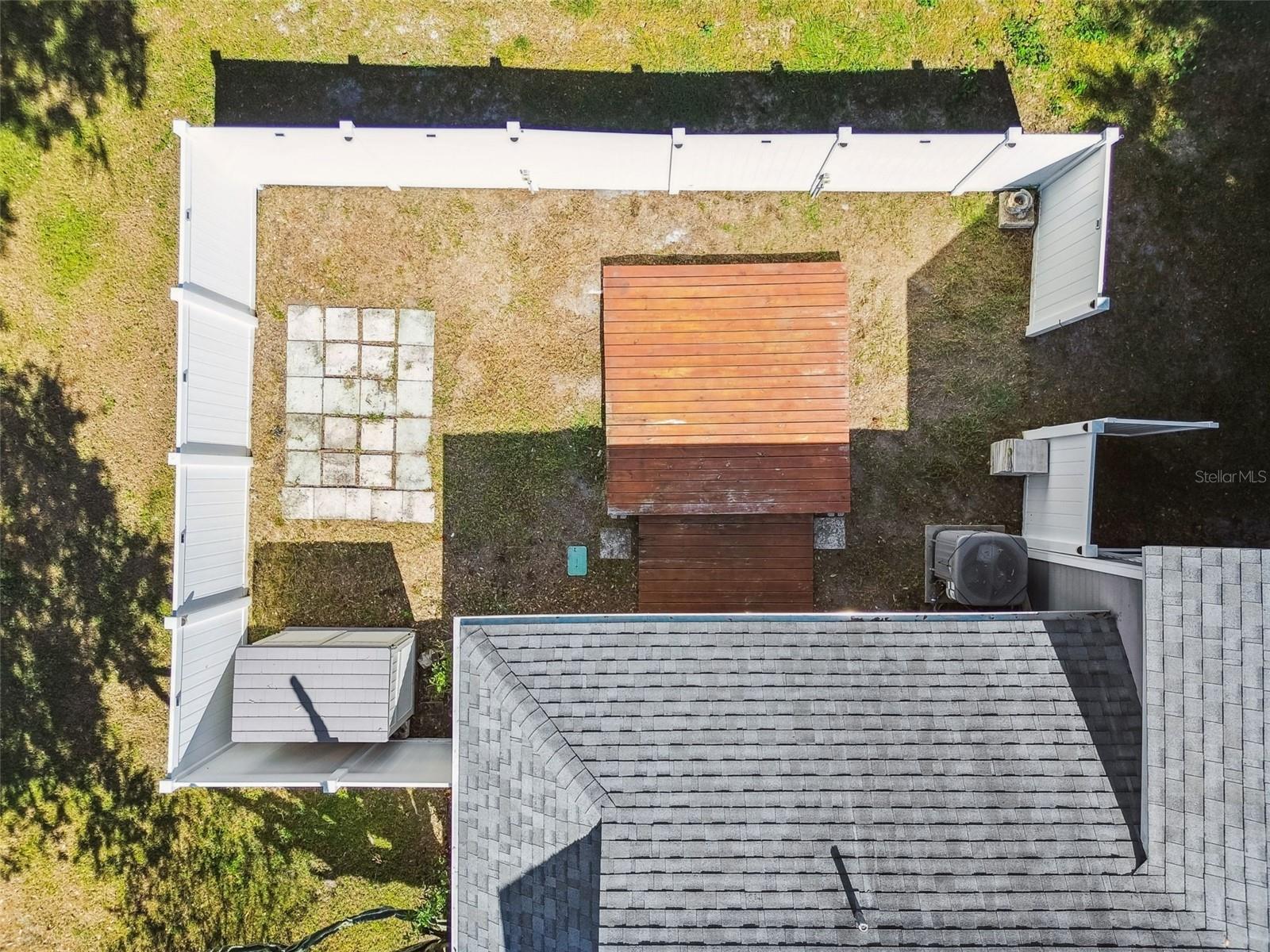 KNOLLWOOD ACRES - Residential