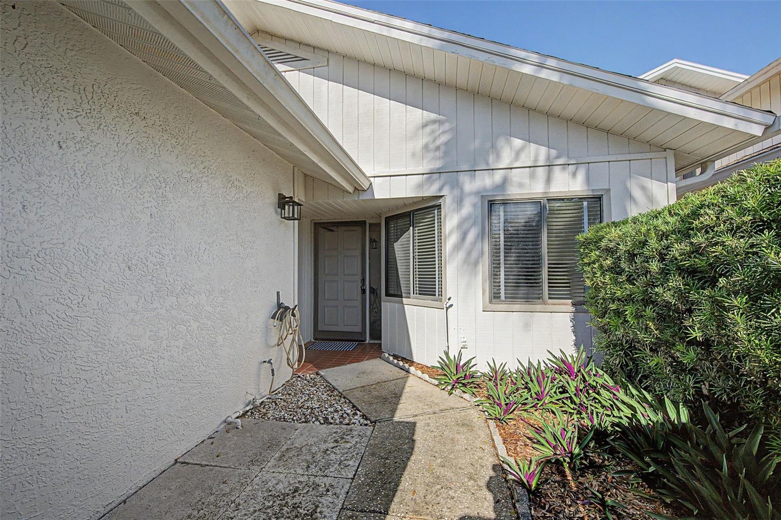 492 LAKEVIEW DRIVE 40