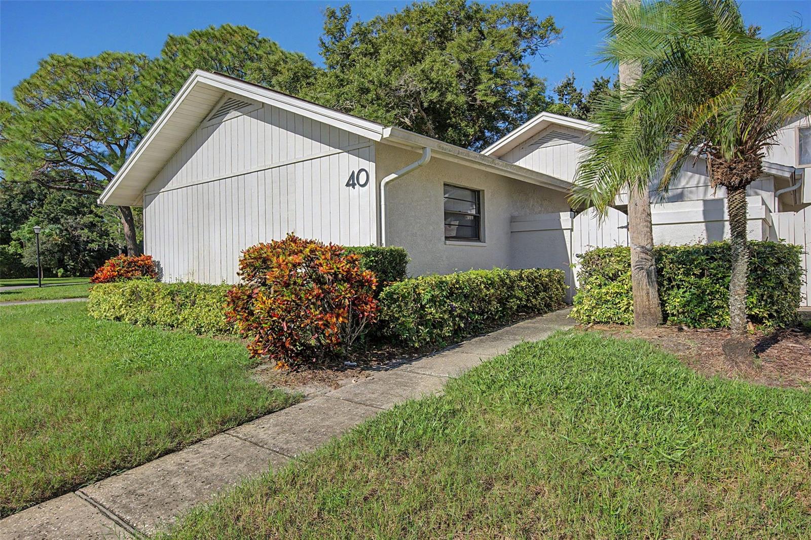492 LAKEVIEW DRIVE 40