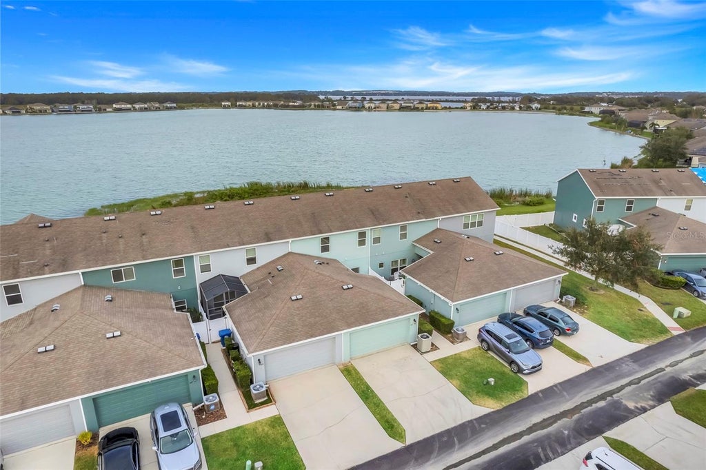 Photo of 513 Juniper Springs Drive, Groveland, FL 34736 (MLS # G5114234)