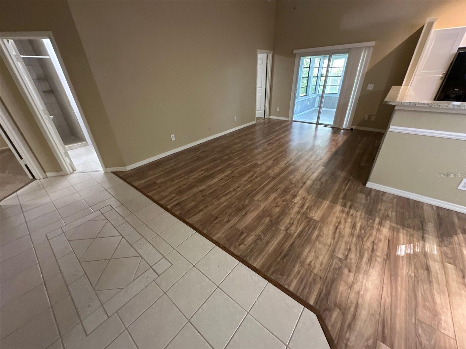 ALAFAYA WOODS PH 5 - Residential Lease