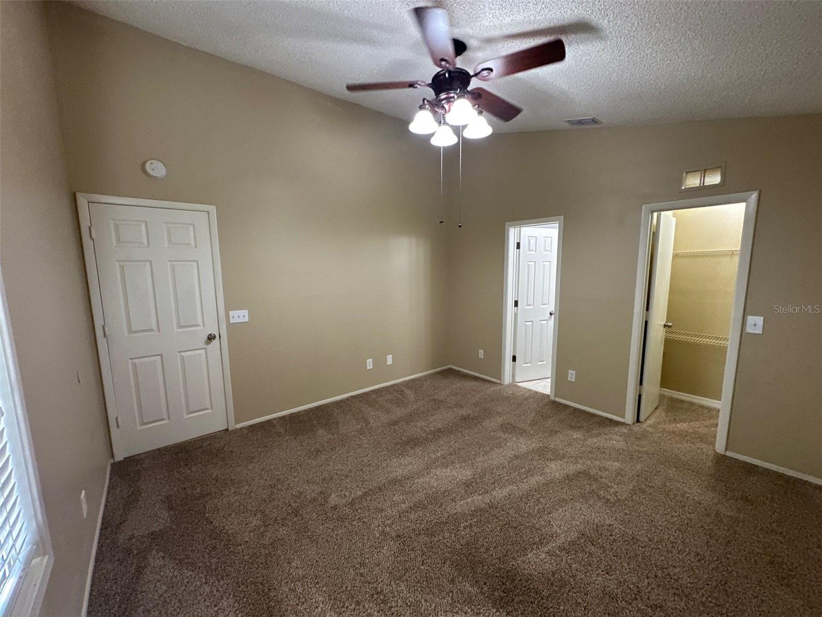 ALAFAYA WOODS PH 5 - Residential Lease