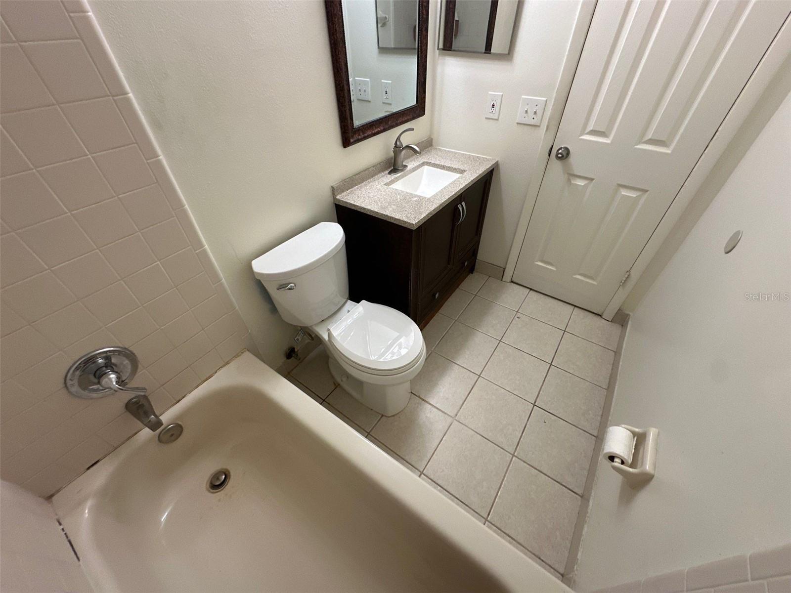 ALAFAYA WOODS PH 5 - Residential Lease