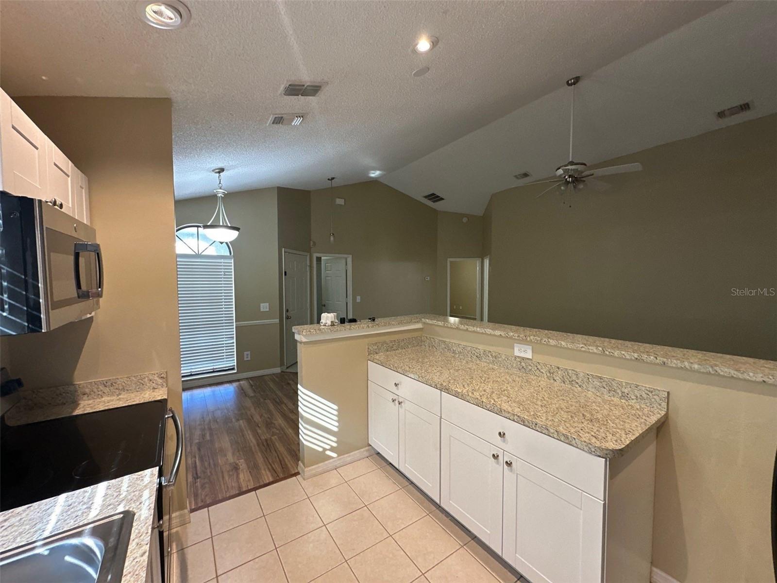 ALAFAYA WOODS PH 5 - Residential Lease