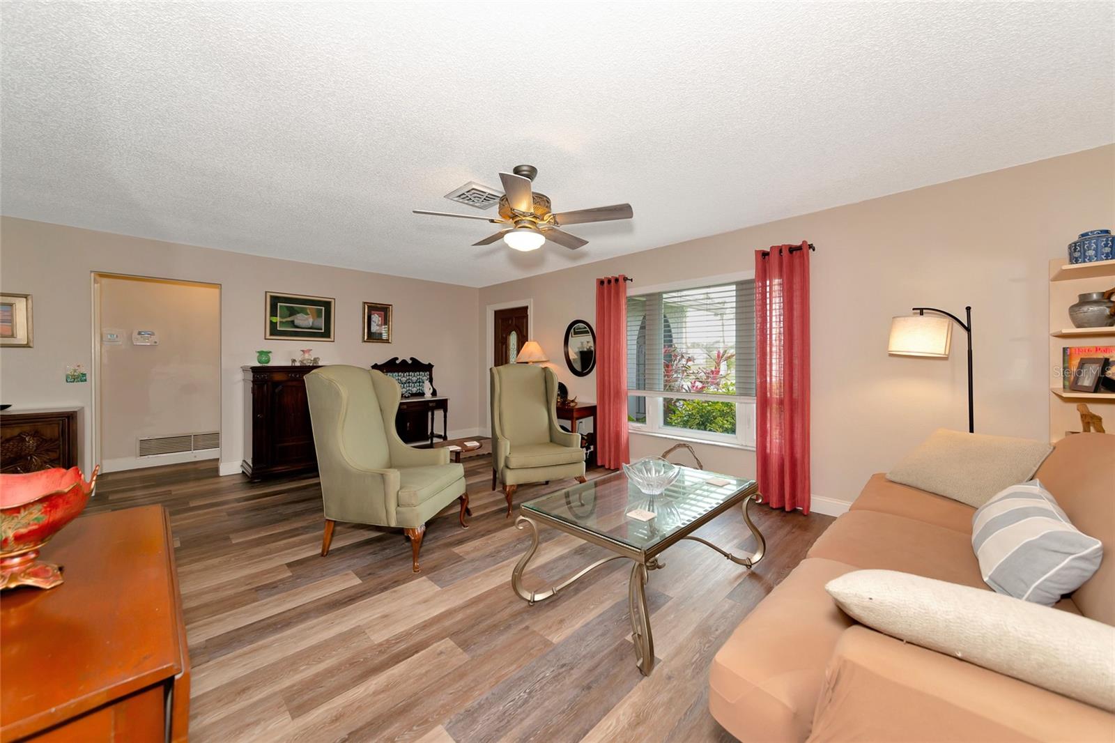 2154 LAKEWOOD DRIVE