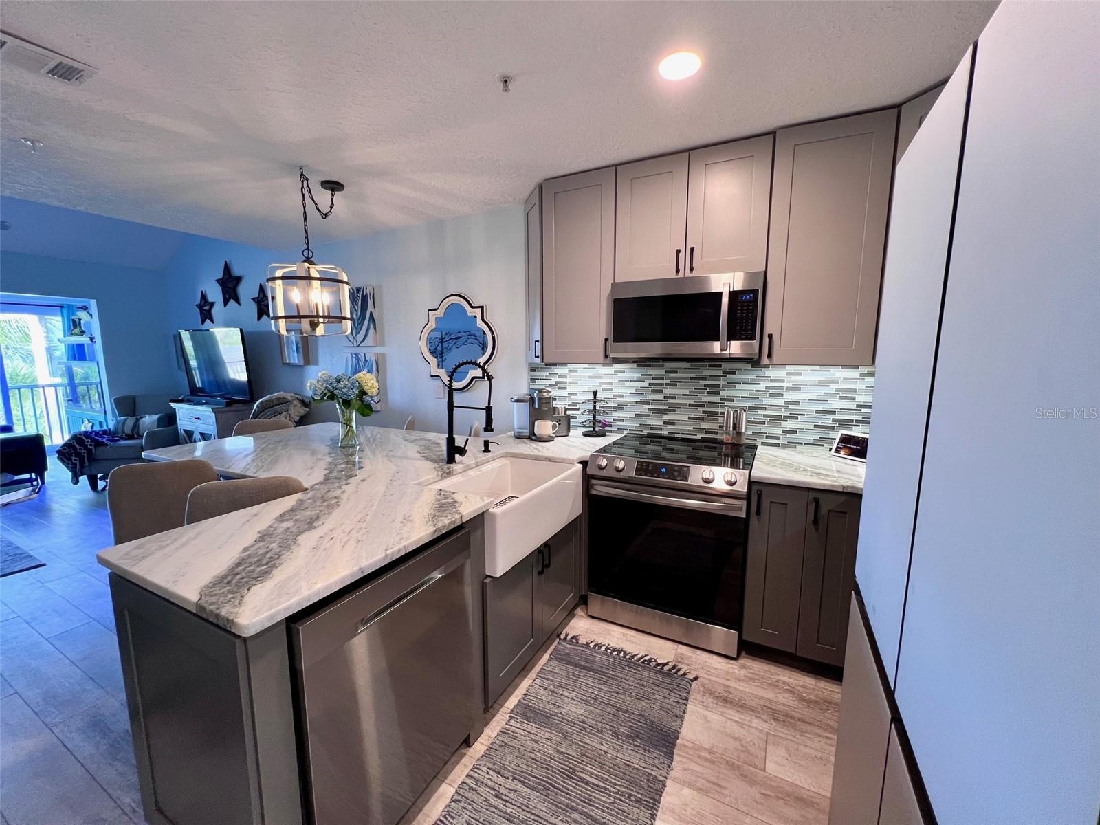 HIDEAWAY BAY BEACH CLUB PH 09 - Residential