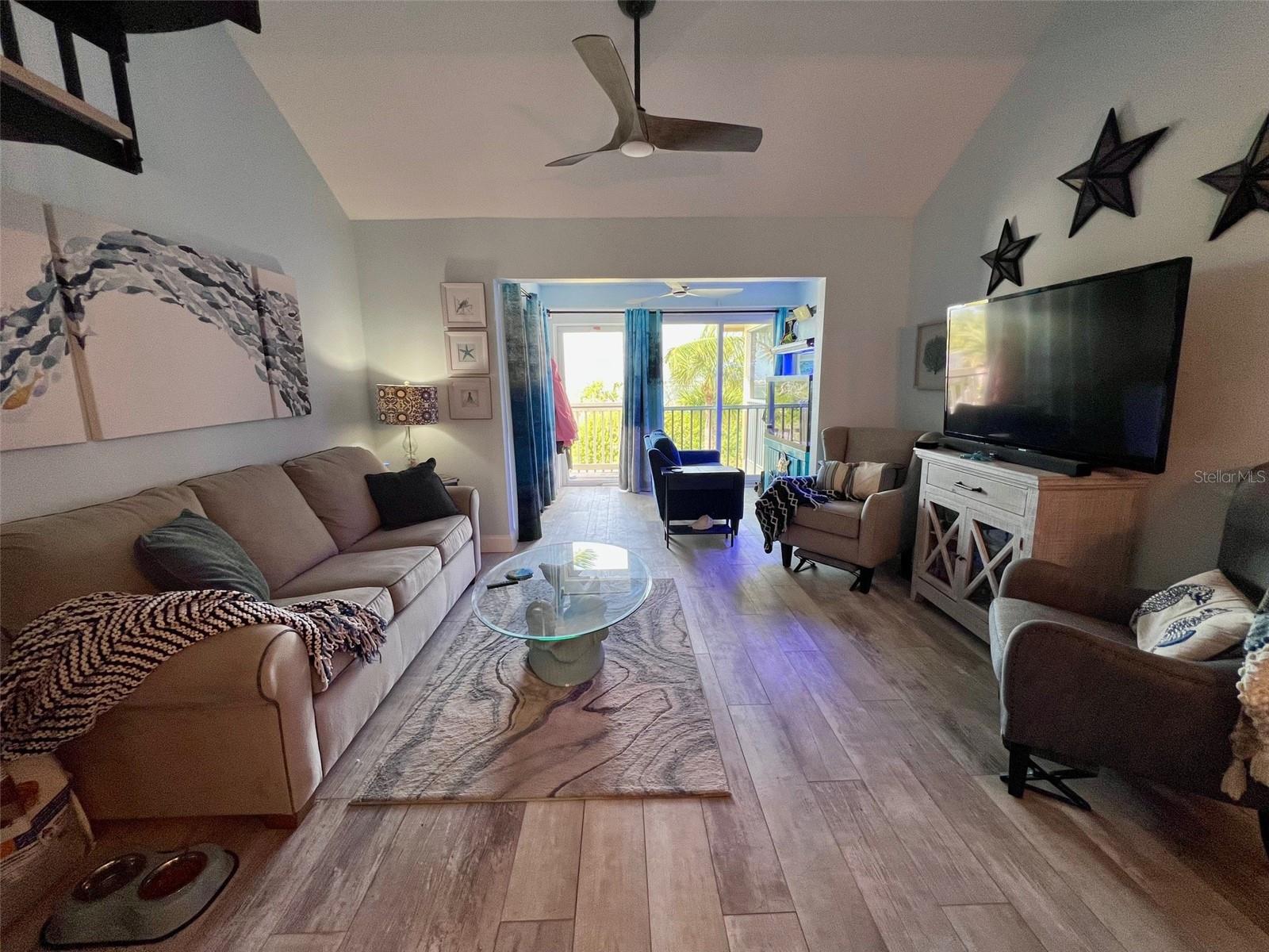 HIDEAWAY BAY BEACH CLUB PH 09 - Residential