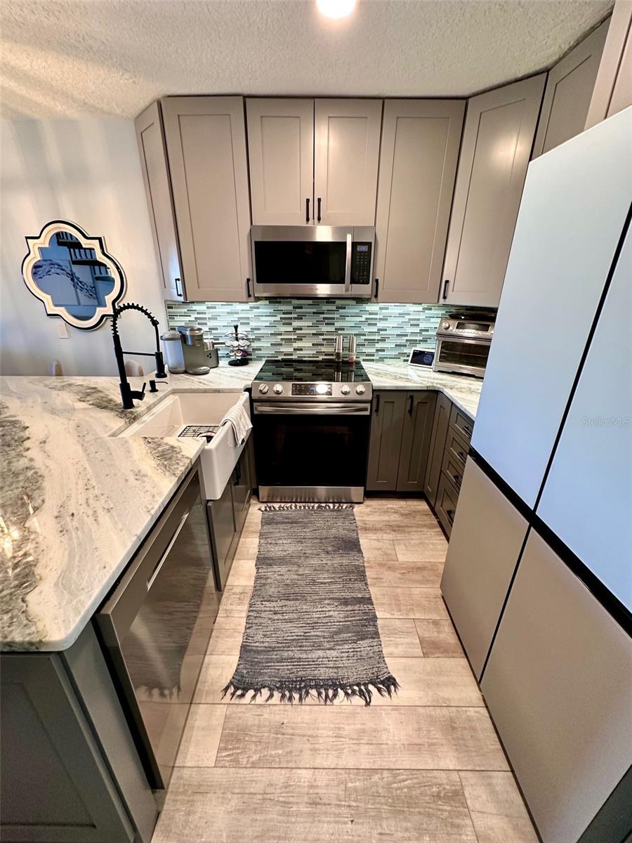 HIDEAWAY BAY BEACH CLUB PH 09 - Residential