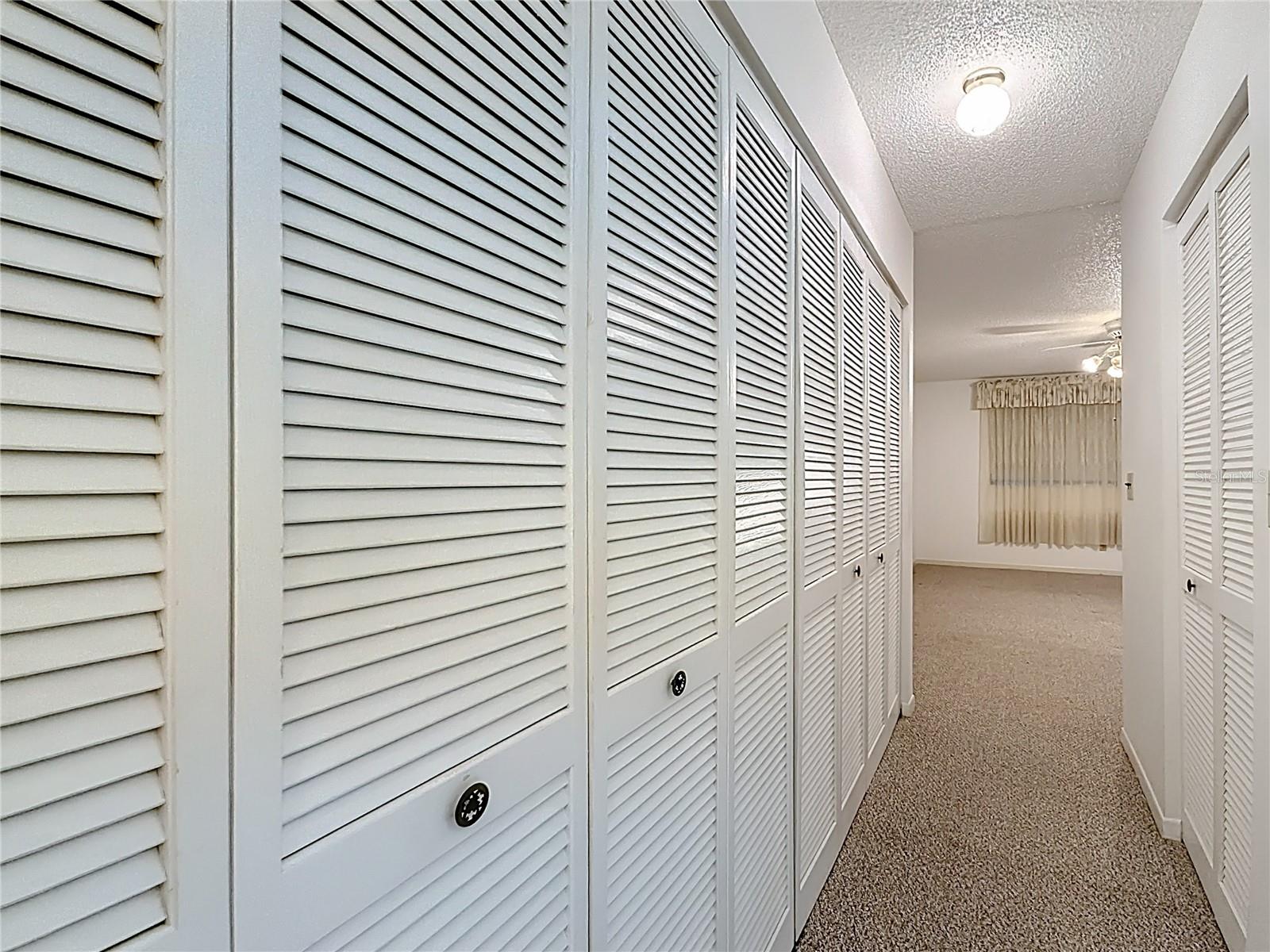 ON TOP OF THE WORLD - Residential