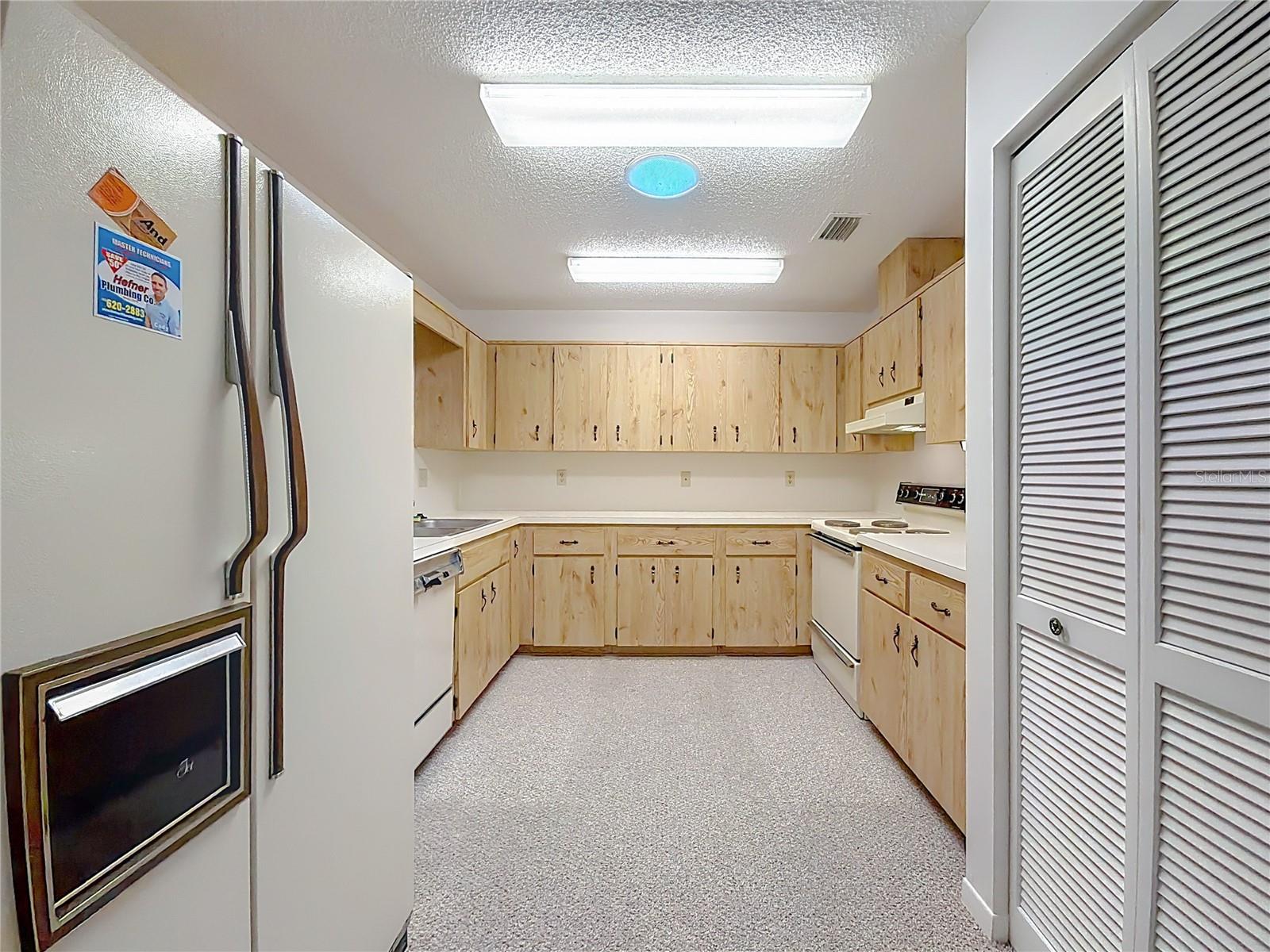 ON TOP OF THE WORLD - Residential