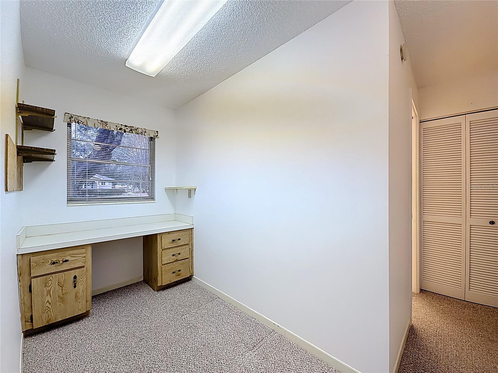 ON TOP OF THE WORLD - Residential