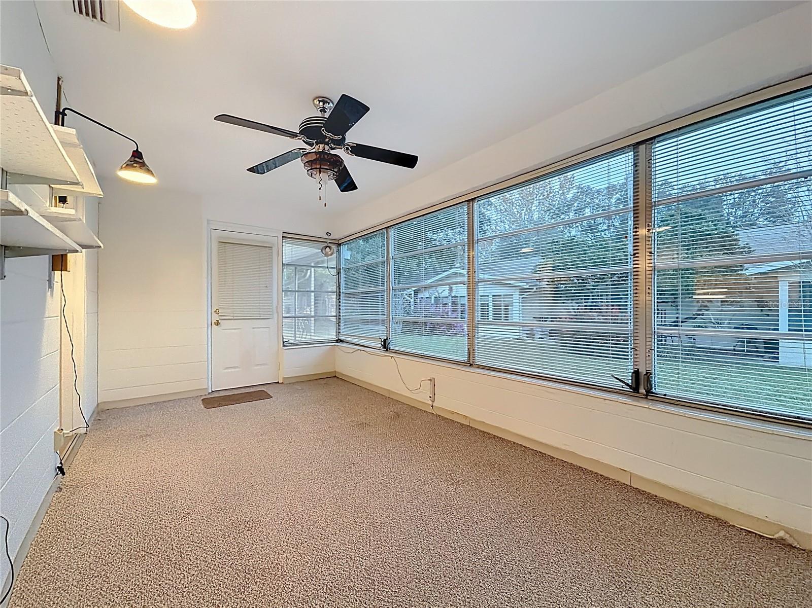 ON TOP OF THE WORLD - Residential