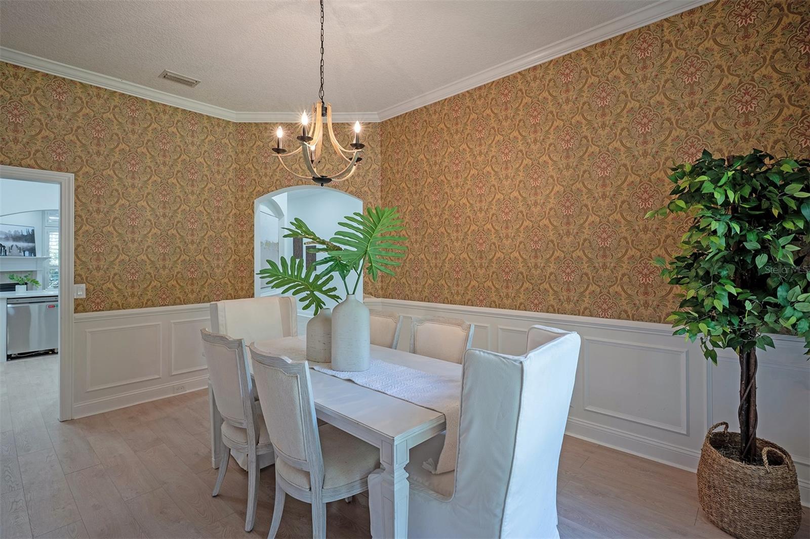 QUEEN HRBR YACHT & CO U19 - Residential